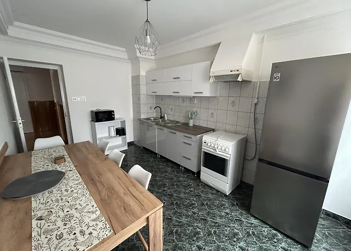 Apartment Balzsomga