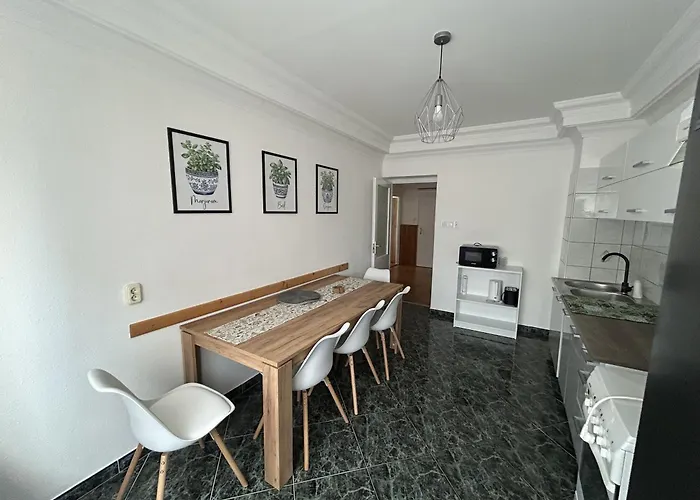 Apartment Balzsomga *